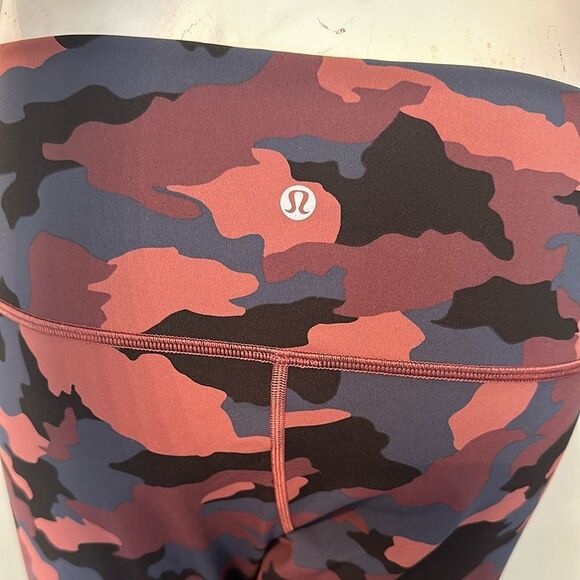 Lululemon Wunder Under High-Rise Tight 25" *Full-On Luxtreme size 12 - Picture 2 of 5